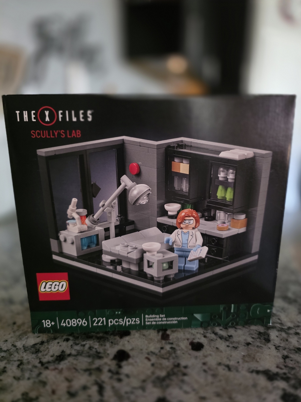 LEGO The X-Files Scully's Lab COLLECTOR SET